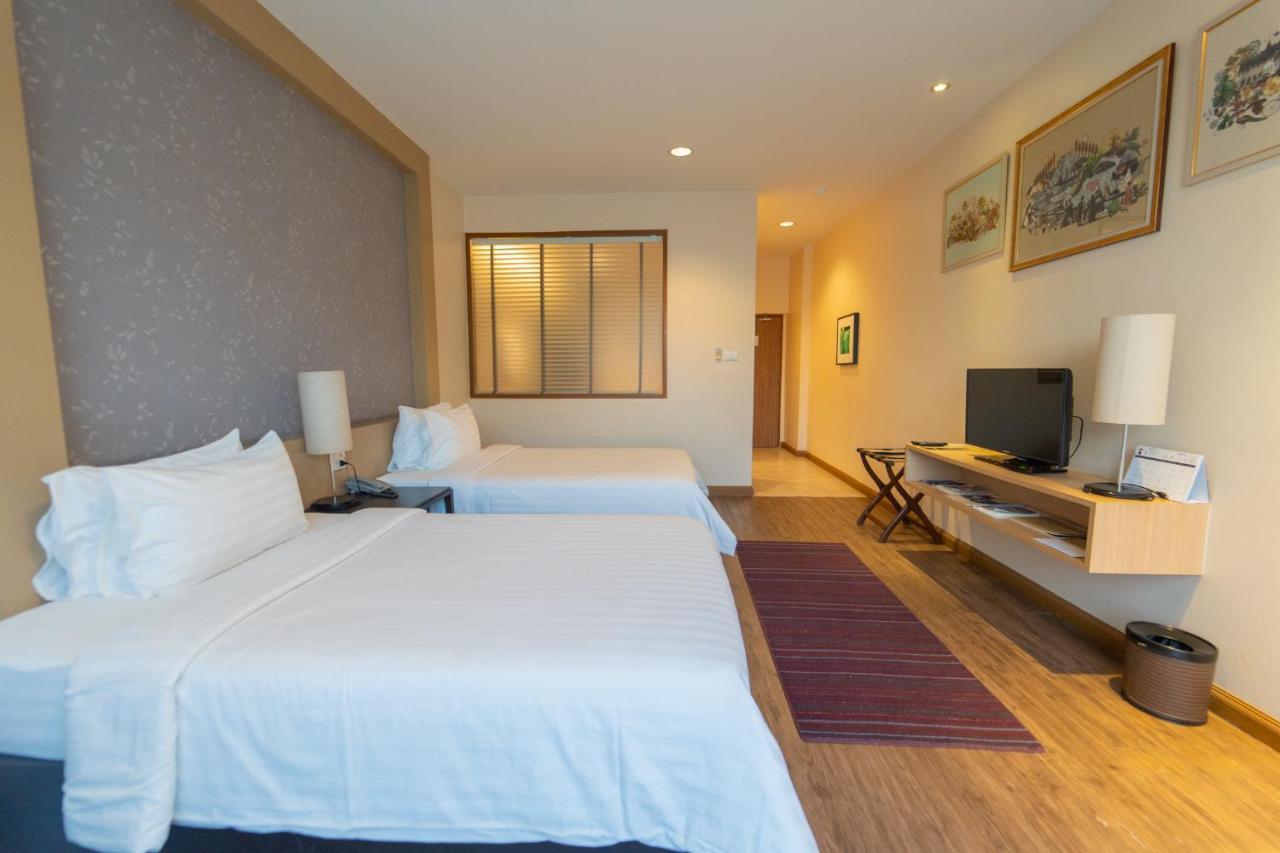 Rimkhobfa Urban Resort Samut Prakan Exteriör bild